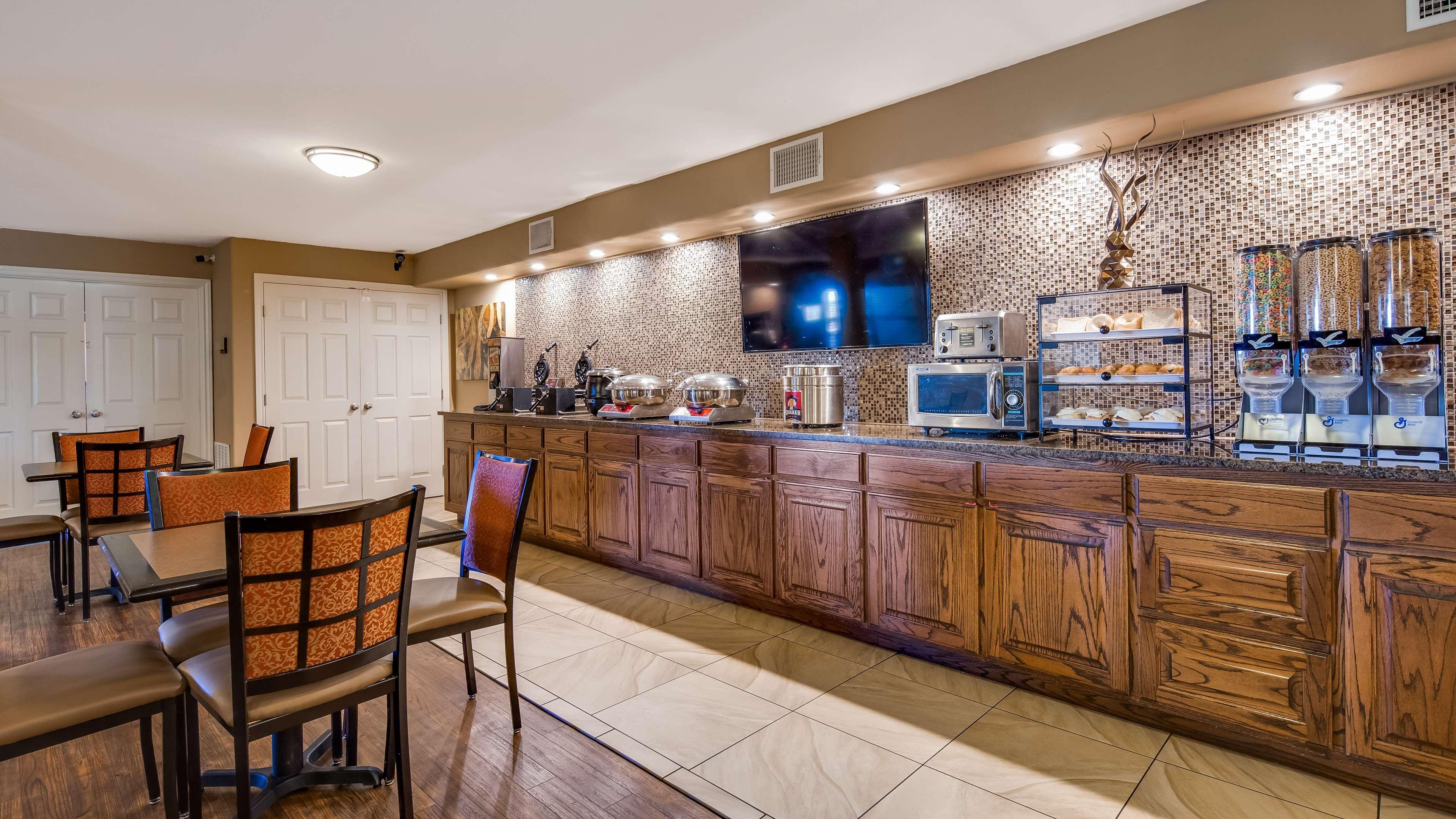 Best Western Canton Inn Exterior photo