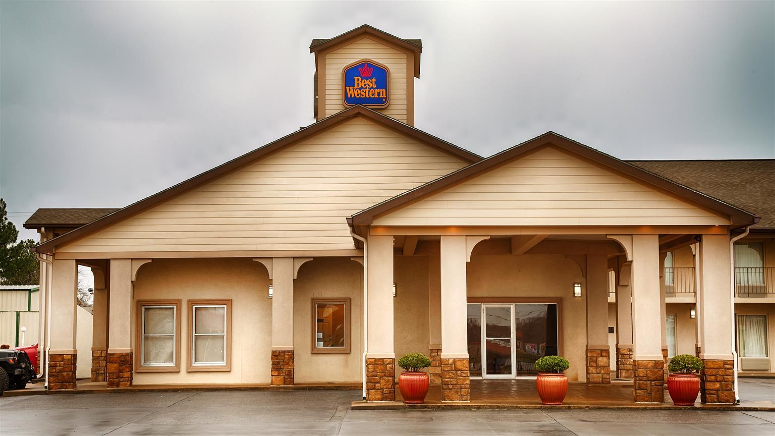 Best Western Canton Inn Exterior photo